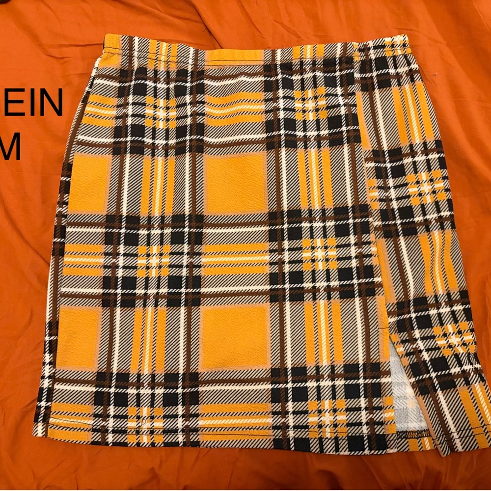 SHEIN Yellow and Black Plaid Mini Skirt